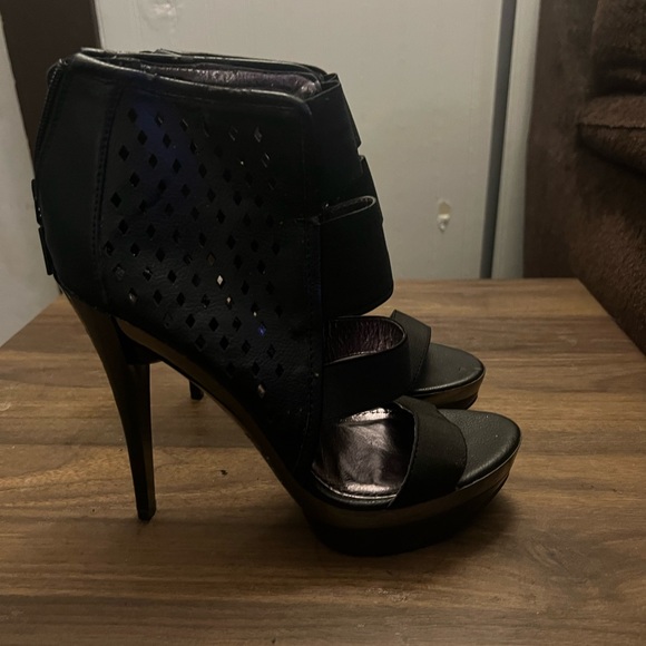 Der’eon high heels - Picture 5 of 9